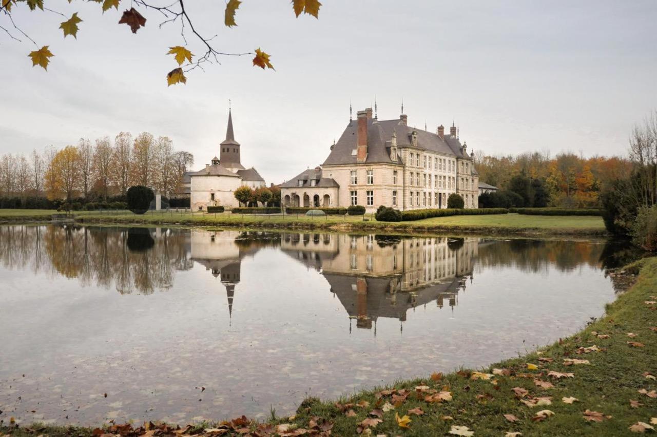 Chateau De Vitry-La-Ville 외부 사진