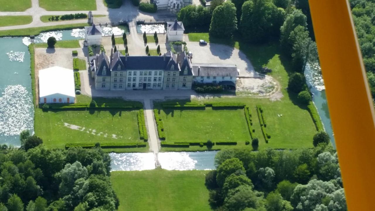 Chateau De Vitry-La-Ville 외부 사진