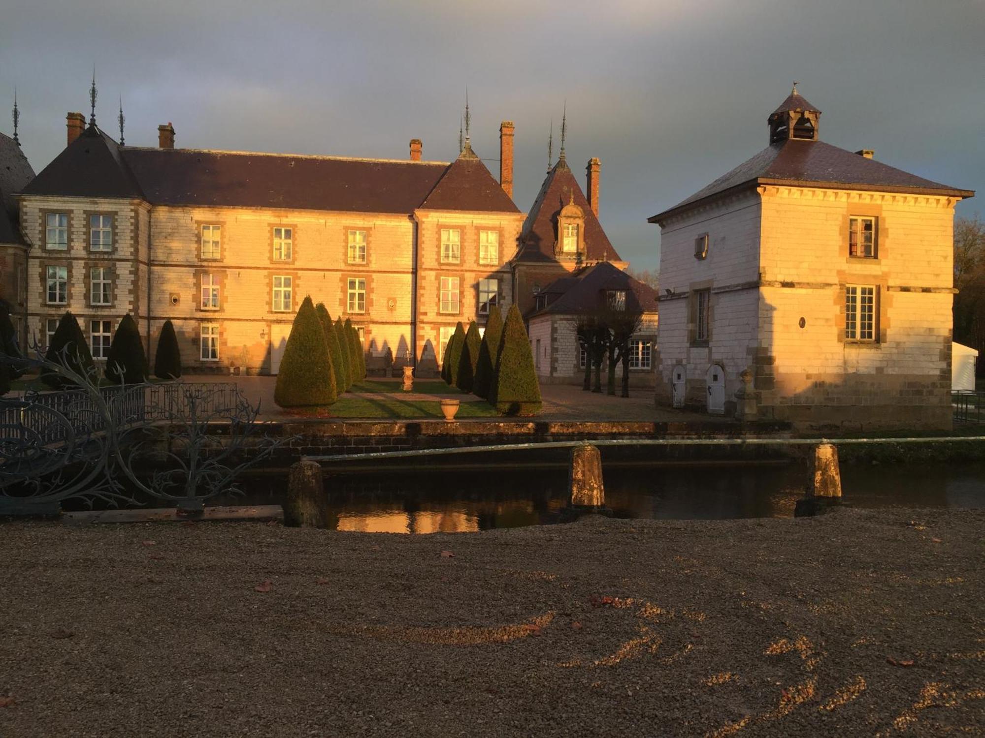 Chateau De Vitry-La-Ville 외부 사진